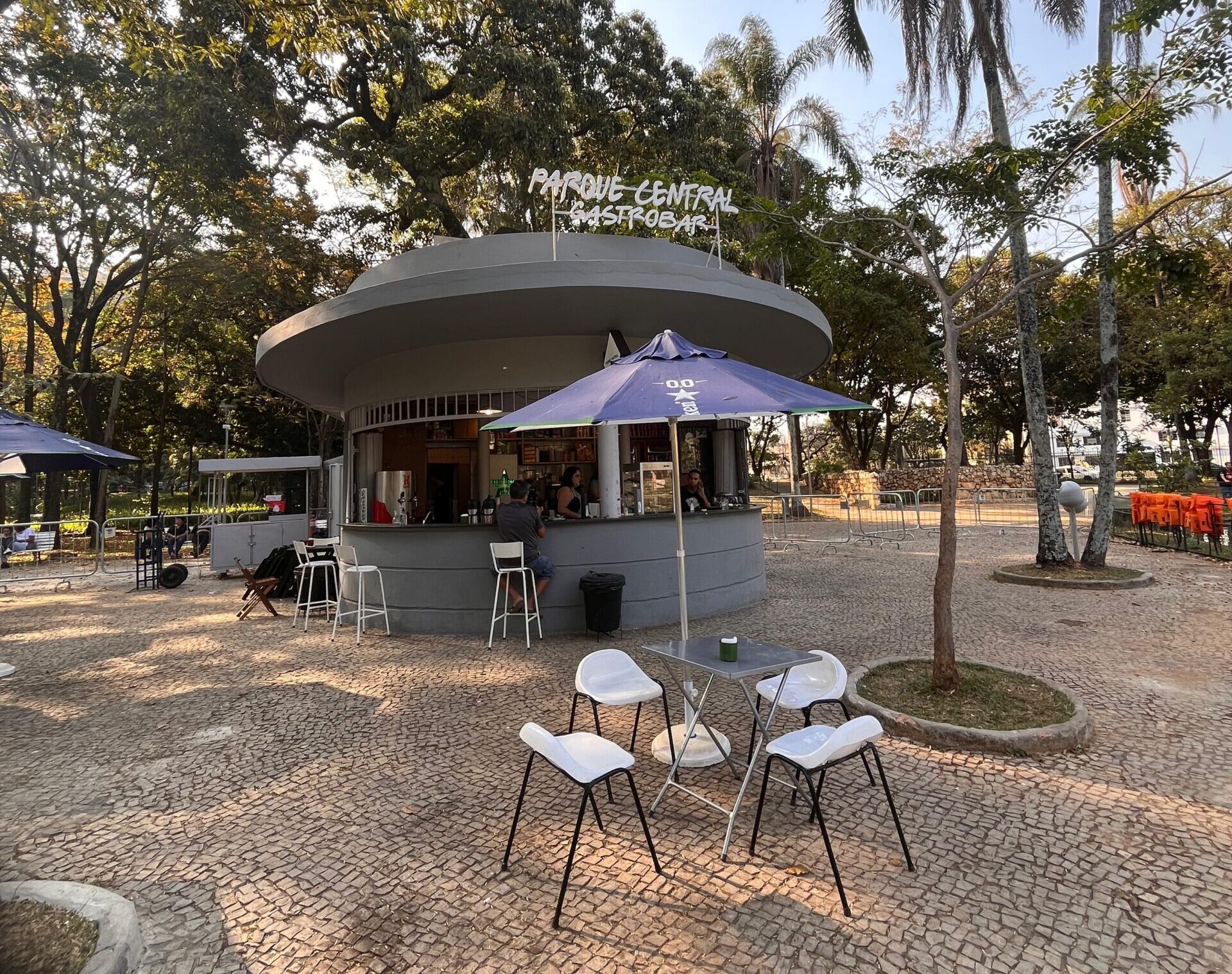 Novo gastrobar no Parque Municipal oferece tradição, sabor e nostalgia